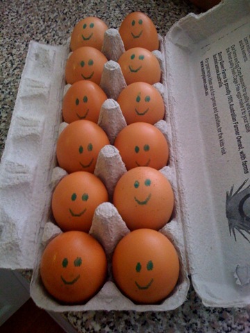 [happy_eggs[5].jpg]