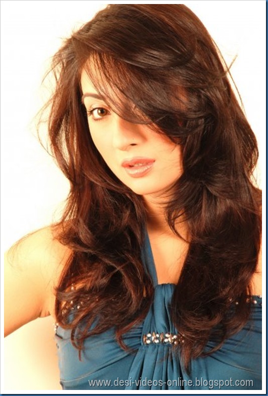 Hot-Ayesha-Khan1 (4)