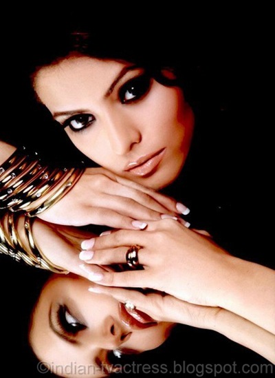 Indian-Tv-Actress-Aamna-Shariff (1)