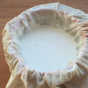 Fromage de soja frais, égouttage