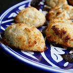 Rochers à la pulpe de coco, patate douce et lait de riz
