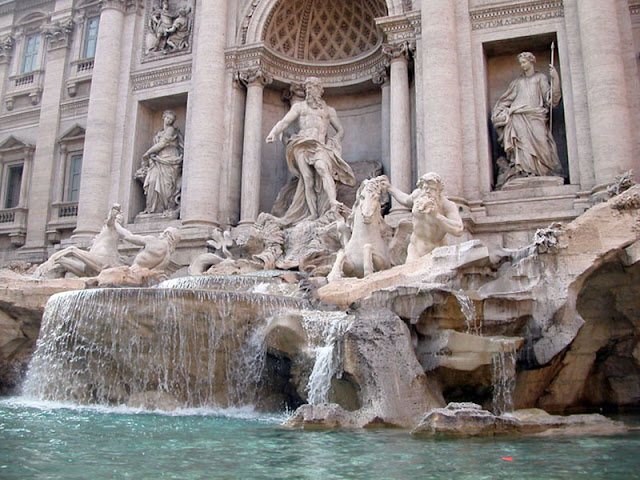 Fontana de Trevi – Roma - Italia