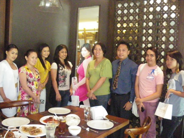 Mosbeau Cebu with the bloggers