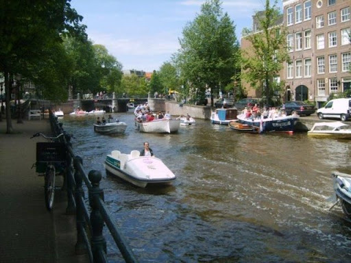 Amsterdam Gezisi