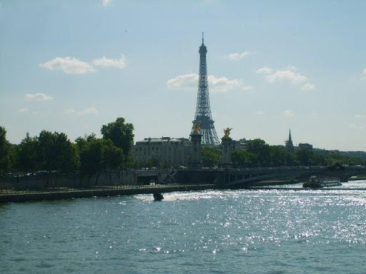 Paris Eyfel Kulesi
