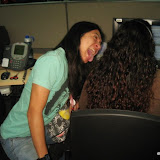Negz to Migel: “Stop that! I am taking calls!”