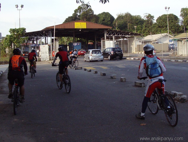 [P5100314[11].jpg]