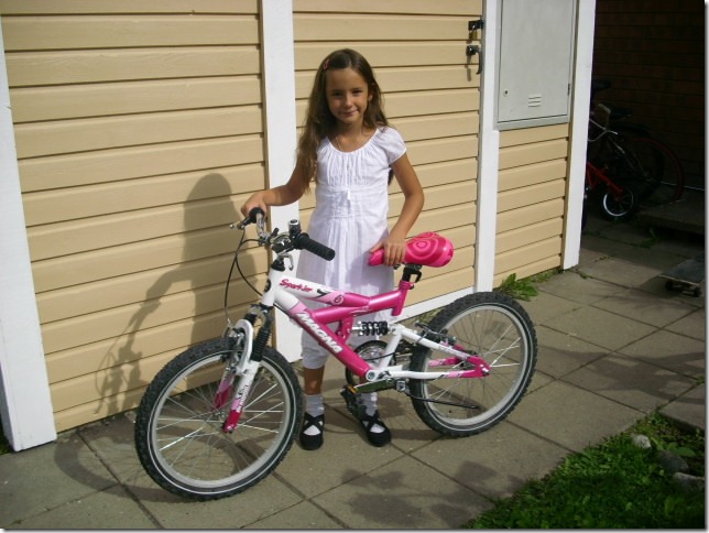 Alicias nya cykel 002