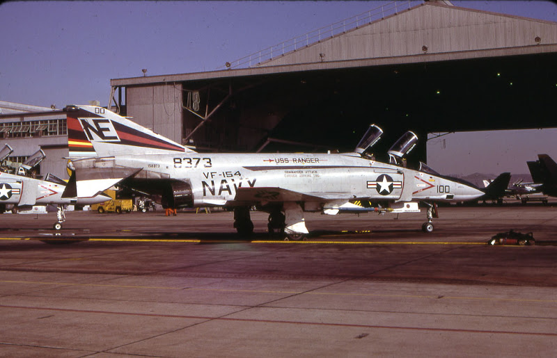 158373%20F-4J%20VF-154%20NE100%20Miramar%20%28sep78%29%20PMC.jpg