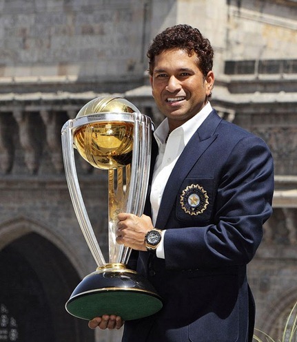[World Cup Trophy in Front of the Gateway of India  1[3].jpg]