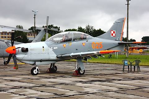 PZL-130 Orlik.