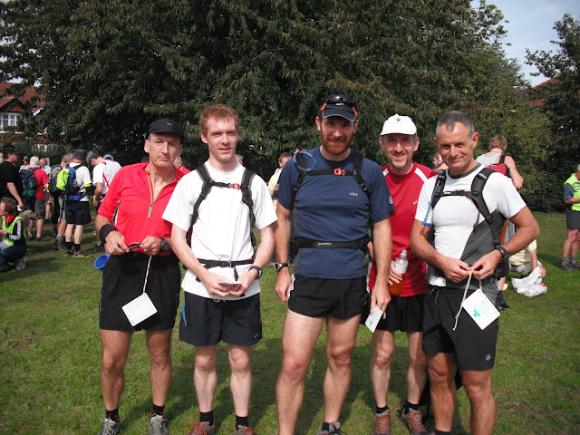 Stockport Harriers with Lee in the centre