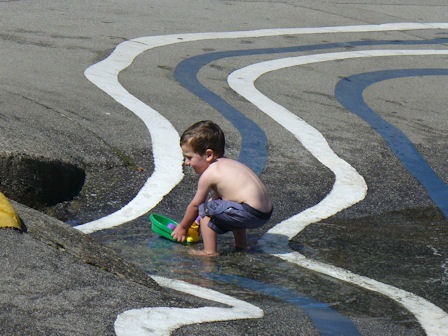 [SGinwaterpark[3].jpg]