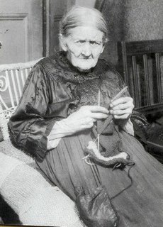 [knittinggranny[3].jpg]