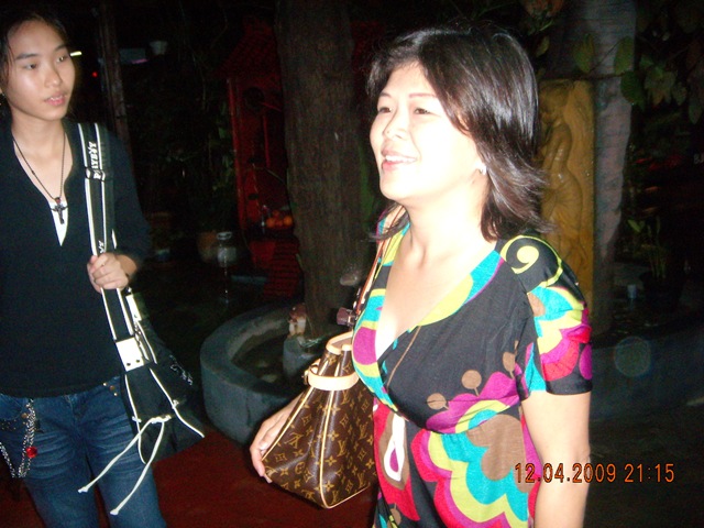 [DSCN28695.jpg]
