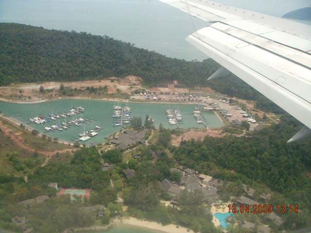 [DSCN29401.jpg]