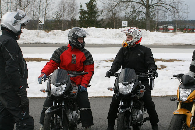 Lars och  Christoffer snackar körteknik