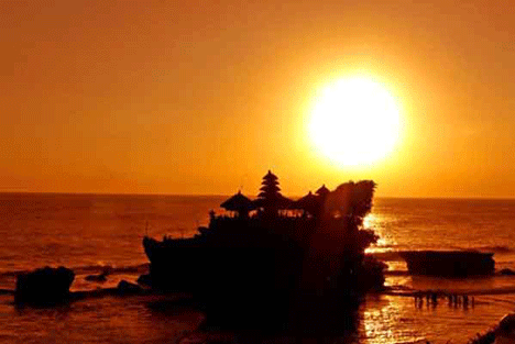 tanah lot sunset