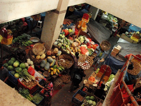 kumbasari market