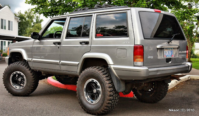 06-11-2009%20Jeep%20Cherokee%20004a.jpg