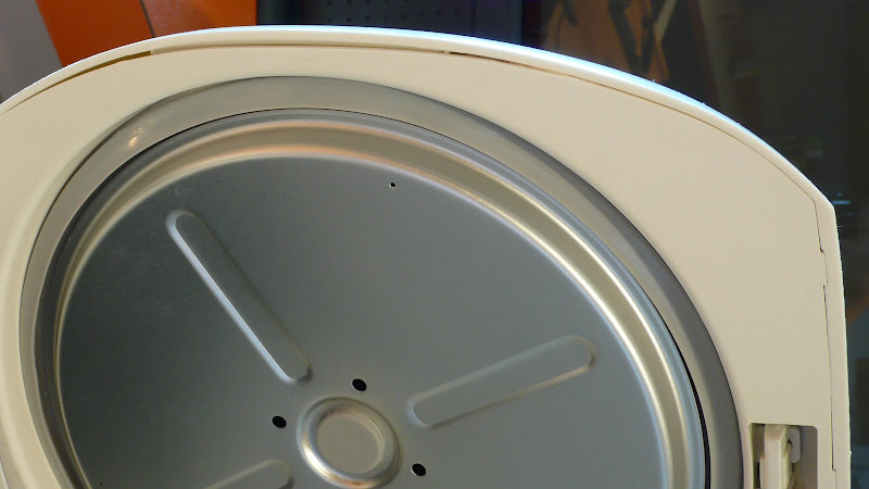 There is a crack on the lid of my new rice cooker!