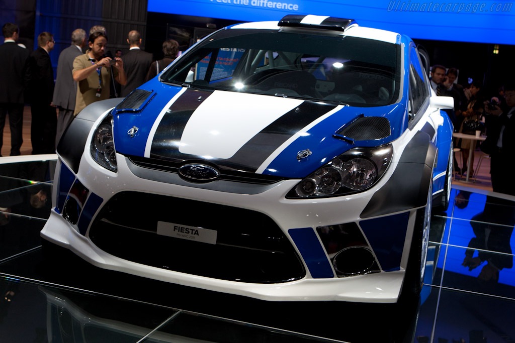 [Ford-Fiesta-RS-WRC_3[2].jpg]