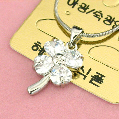 cheap-fashion-diamond-necklace-10001706.jpg