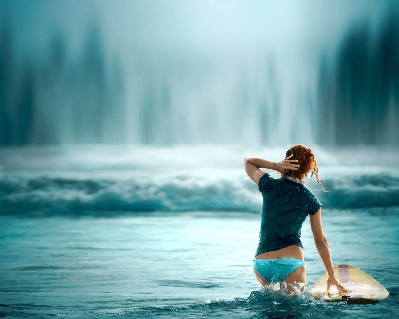 [30-Super-HOT-Girls-Wallpapers.jpg]