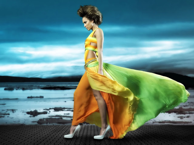 Super Sexy Girls Wallpapers 400P.jpg