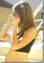 fake loira com top preto fake loira com top preto
