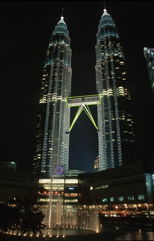 [klcc2 - Copy[5].jpg]