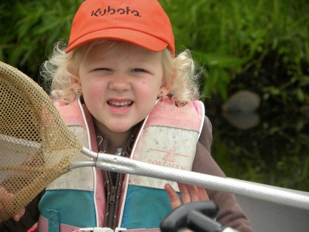 [Nevaeh canoeing at J & J's[2].jpg]