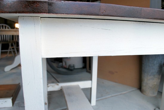 [white desk 002[4].jpg]