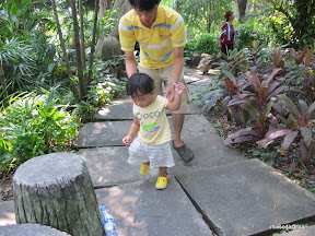 พู่กันเที่ยวเขาดิน