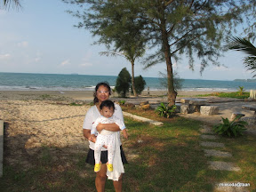 พู่กันว่ายน้ำชายหาด