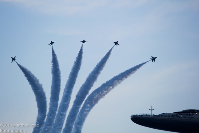 [4848259175_2d2dba9a8a_b[4].jpg]