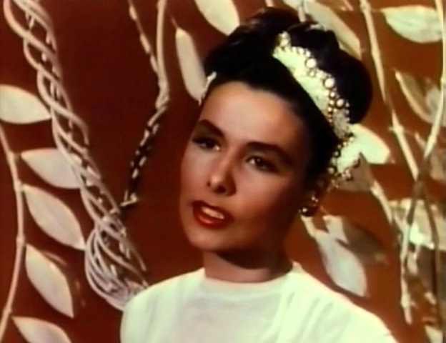[Lena_Horne_in_Till_the_Clouds_Roll_By_2[5].jpg]