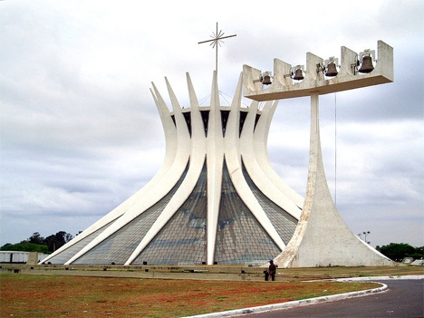 [cathedral-of-brasilia[5].jpg]