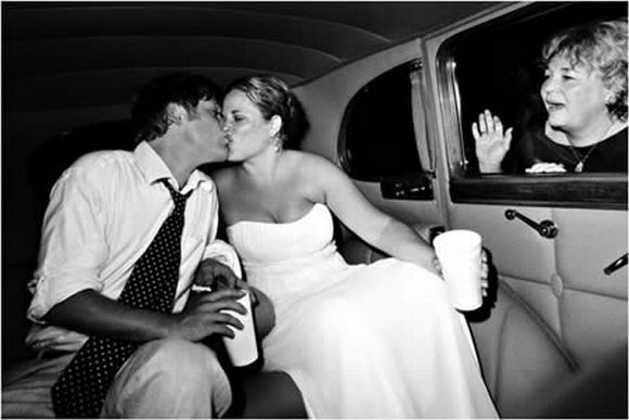 [funny-weddings-02[5].jpg]