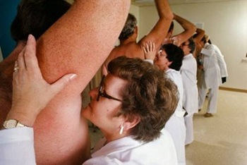 deodorant-tester