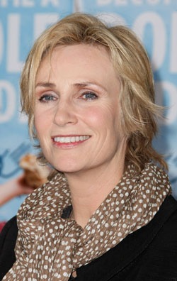 [JANE_LYNCH_00101[5].jpg]