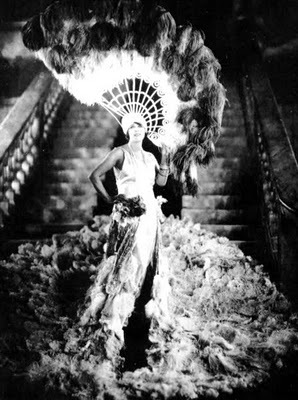 [mistinguett_02[6].jpg]