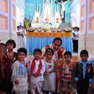 Ezhuthiniruthal at holy cross rc chruch arthat