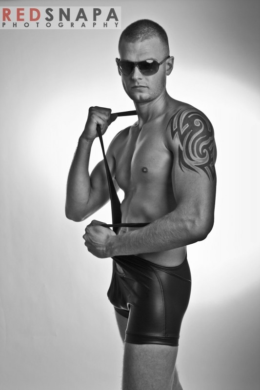 [Anthony-Wilde-380-2-533x800[5].jpg]