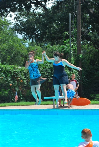 [2 ladies jumping[2].jpg]