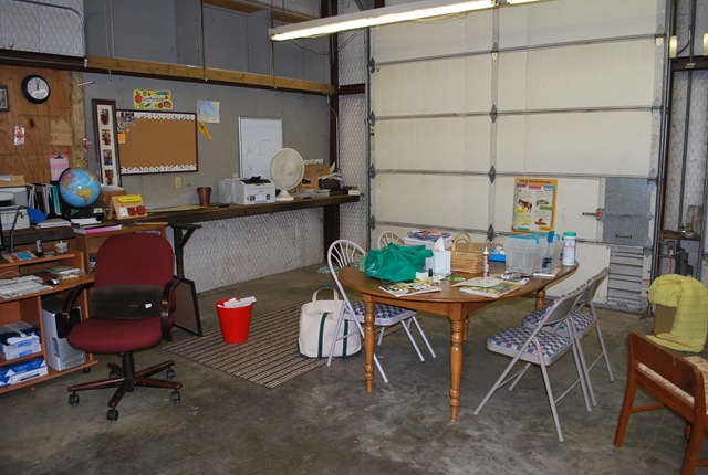 [school table[2].jpg]