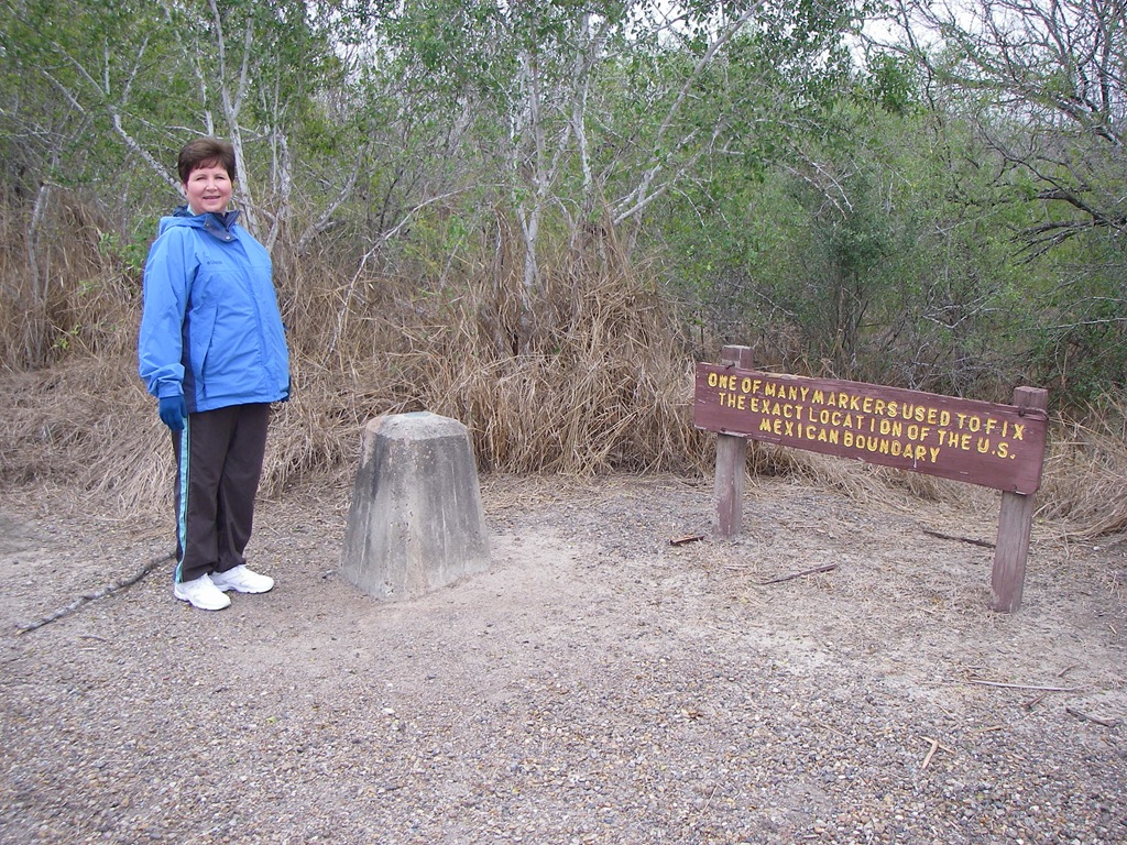[World Birding Center Bentsen-RGV SP 014[4].jpg]