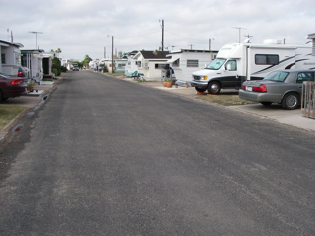 [Pine to Palm Resort Park, Jan 08 004[4].jpg]