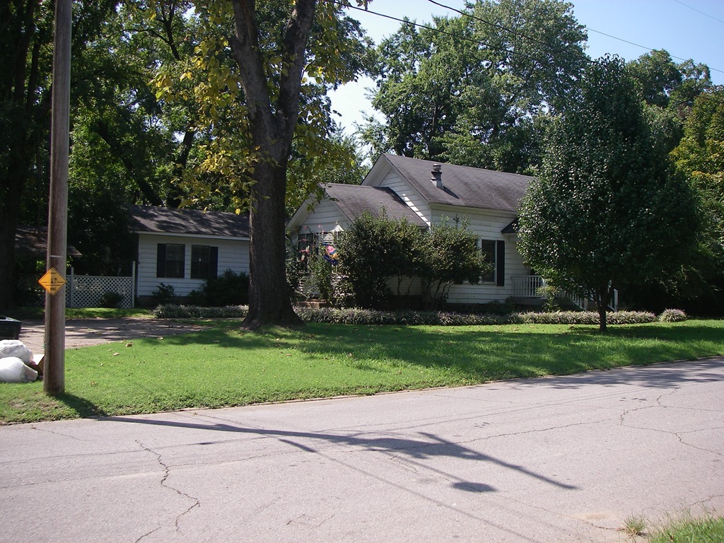 [Sep-2008---Petit-Jean-State-Park-AR-[5].jpg]