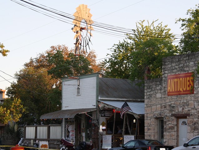 [Cowboy Bar 145[13].jpg]
